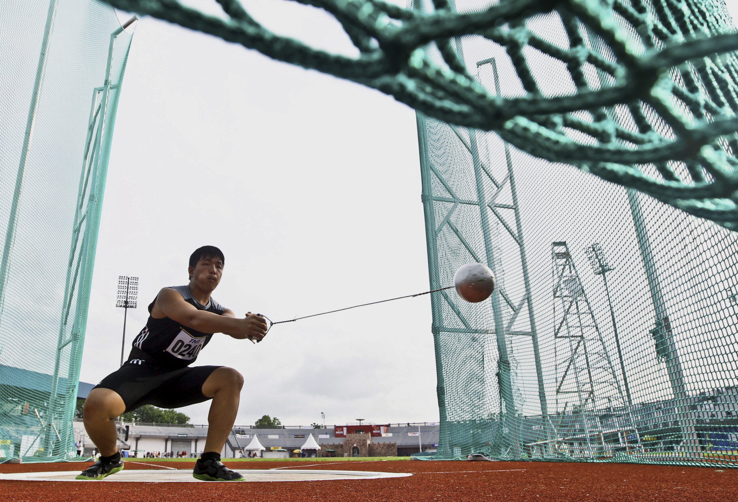 hammer throw incident